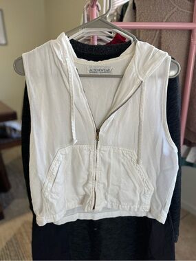 Action Wear Women's White Hooded Vest